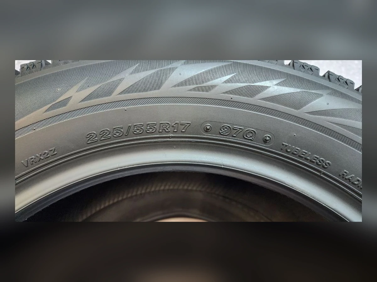 Bridgestone — 225/55 R17 — Bridgestone 225/55 R17 Зима (липучка) 4 шт (Комплект) — 6.0