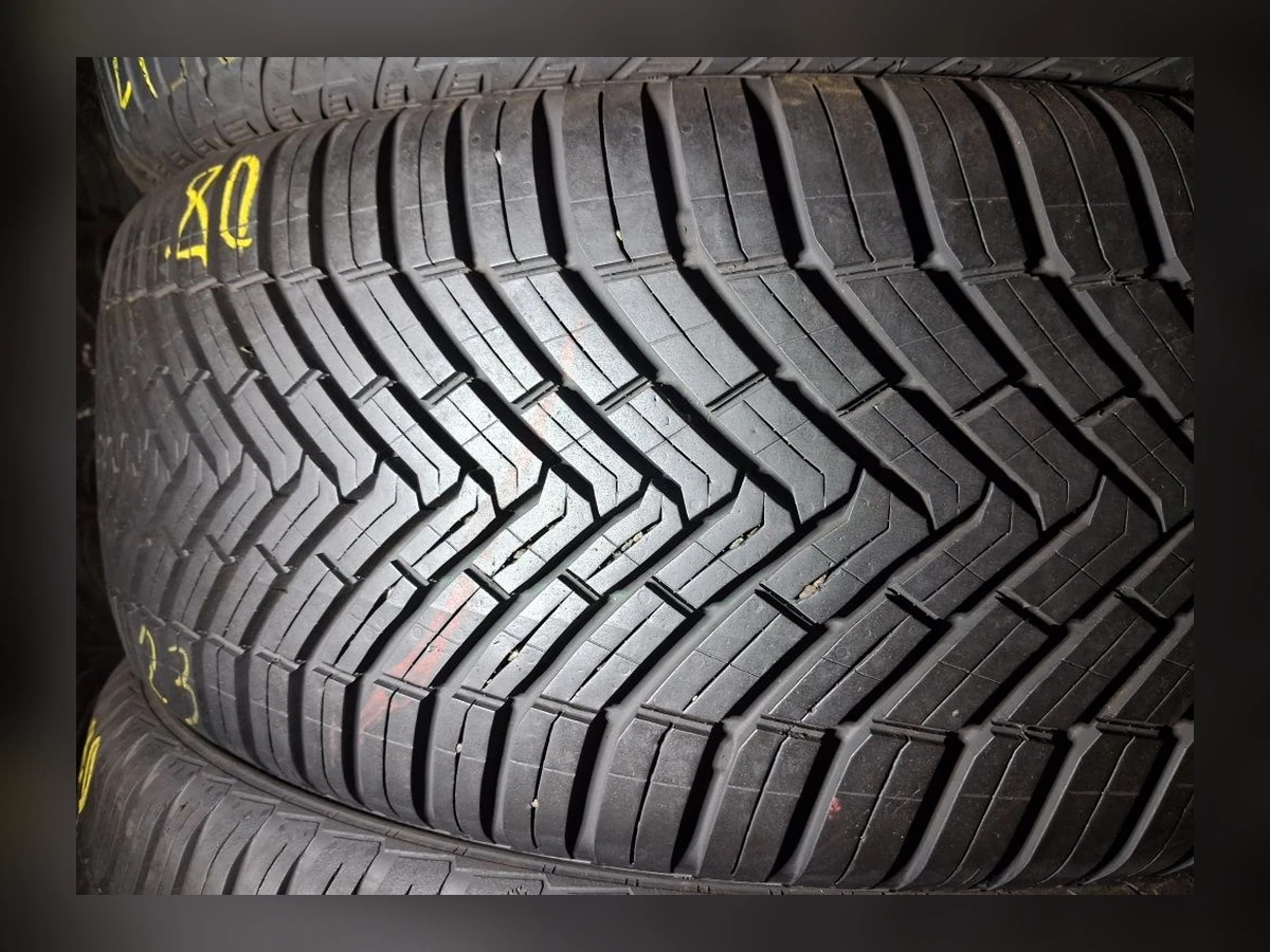 Michelin — 235/50 R18 — Michelin 235/50 R18 Всесезонка 4 шт (Комплект) — 6.5