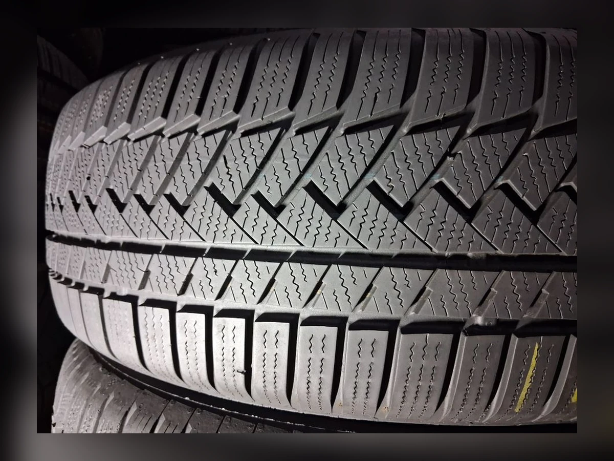 Continental — 235/55 R19 — Continental 235/55 R19 Зима (липучка) 4 шт (Комплект) — 4.0