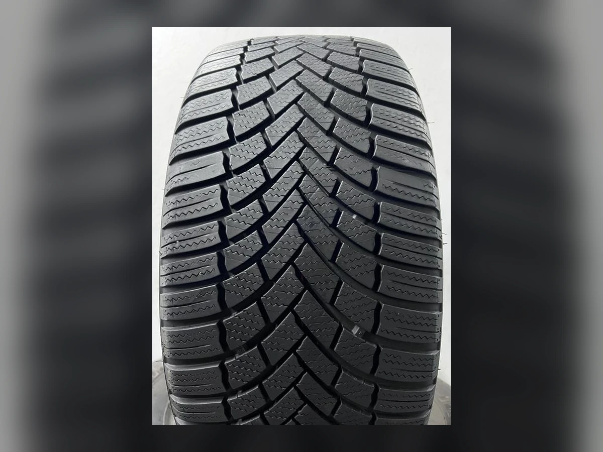 Bridgestone — 235/40 R19 — Bridgestone 235/40 R19 Зима (липучка) 2 шт (Пара) — 6.5