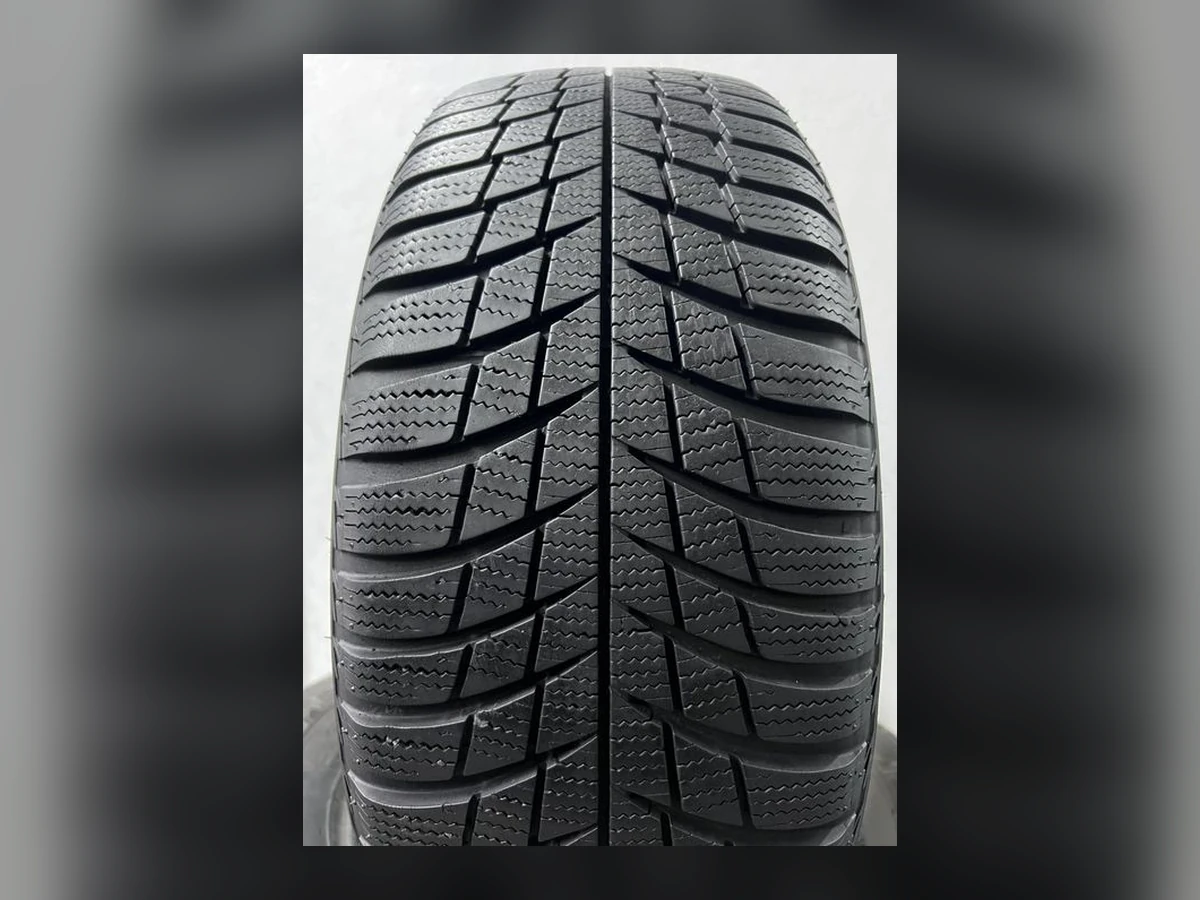 Bridgestone — 205/55 R16 — Bridgestone 205/55 R16 Зима (липучка) 2 шт (Пара) — 7.0