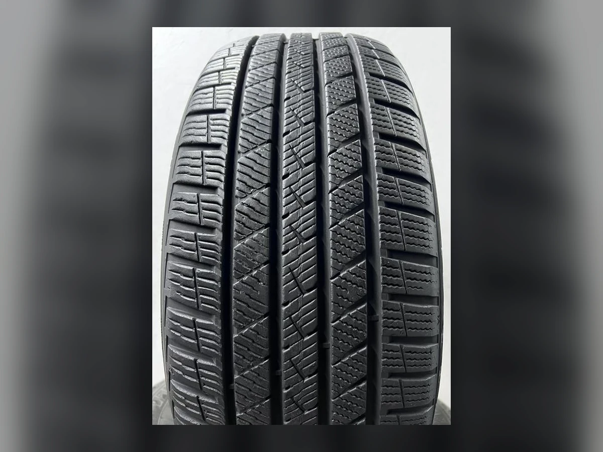 Vredestein — 235/45 R21 — Vredestein 235/45 R21 Всесезонка 2 шт (Пара) — 7.5