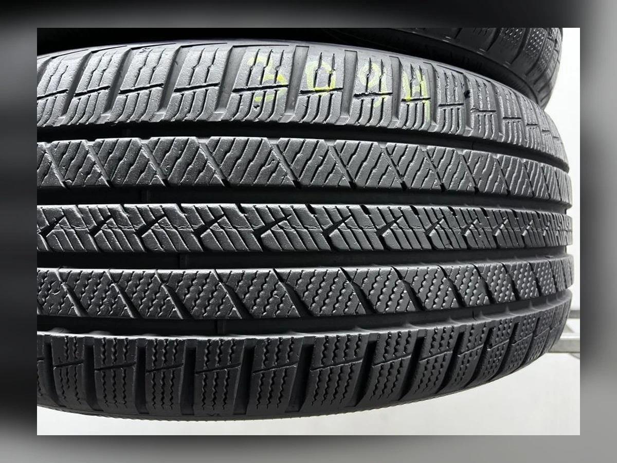 Vredestein — 235/45 R21 — Vredestein 235/45 R21 Всесезонка 2 шт (Пара) — 7.5