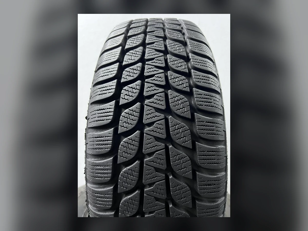 Bridgestone — 195/65 R15 — Bridgestone 195/65 R15 Зима (липучка) 4 шт (Комплект) — 8.5+ (Новая)