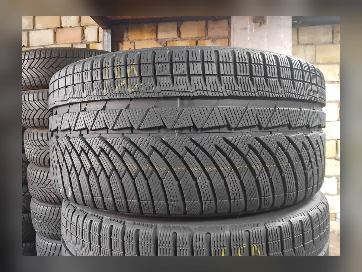 Michelin — Michelin 275/35 R20 — 275/35 R20