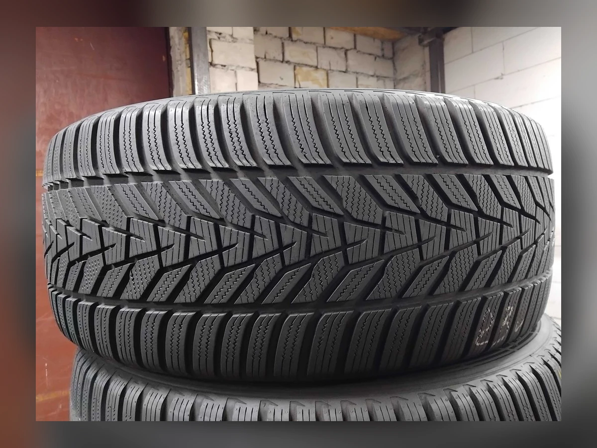 Hankook — Hankook 285/45 R21 — 285/45 R21