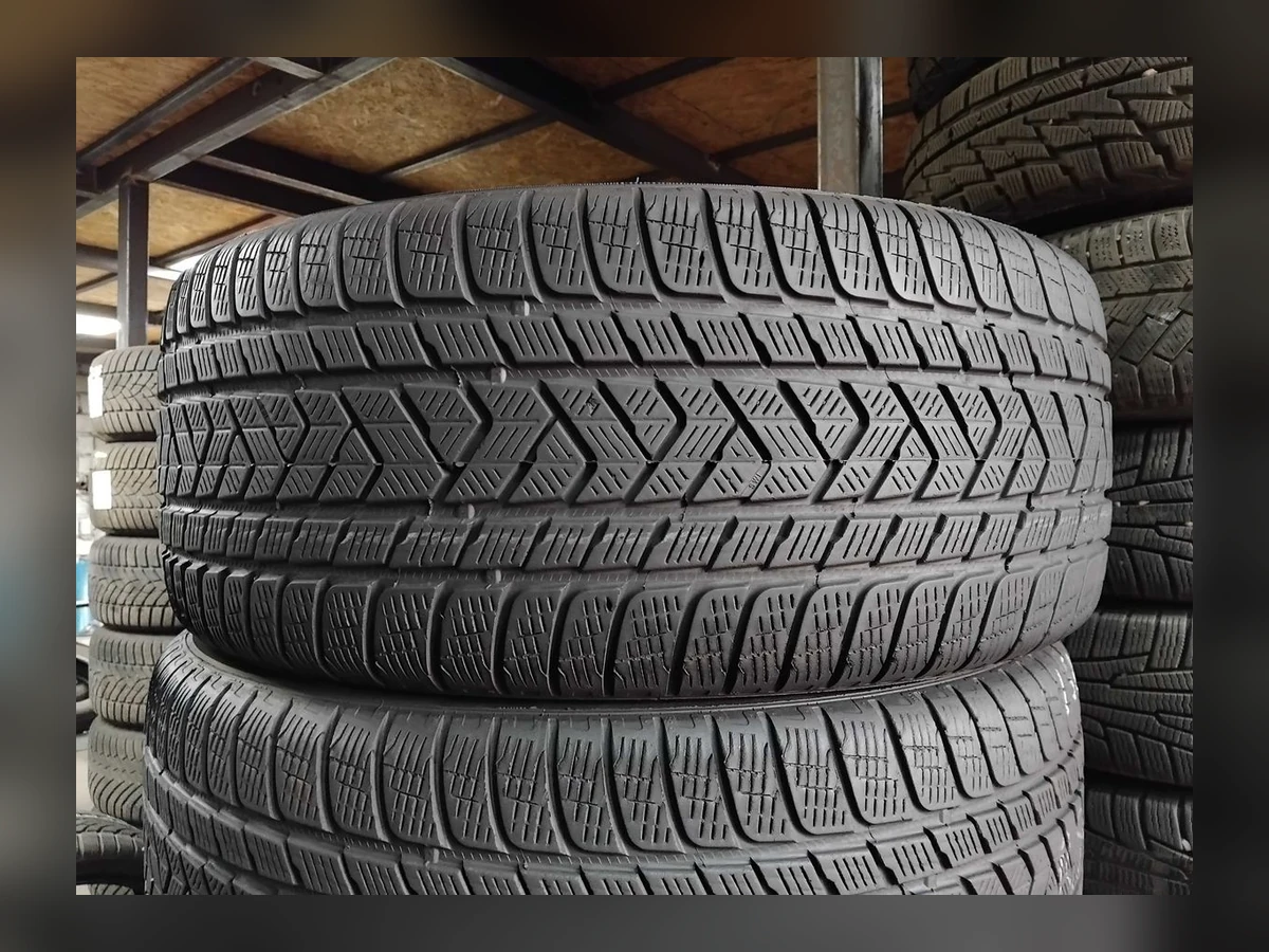 Pirelli — Pirelli 285/45 R21 — 285/45 R21