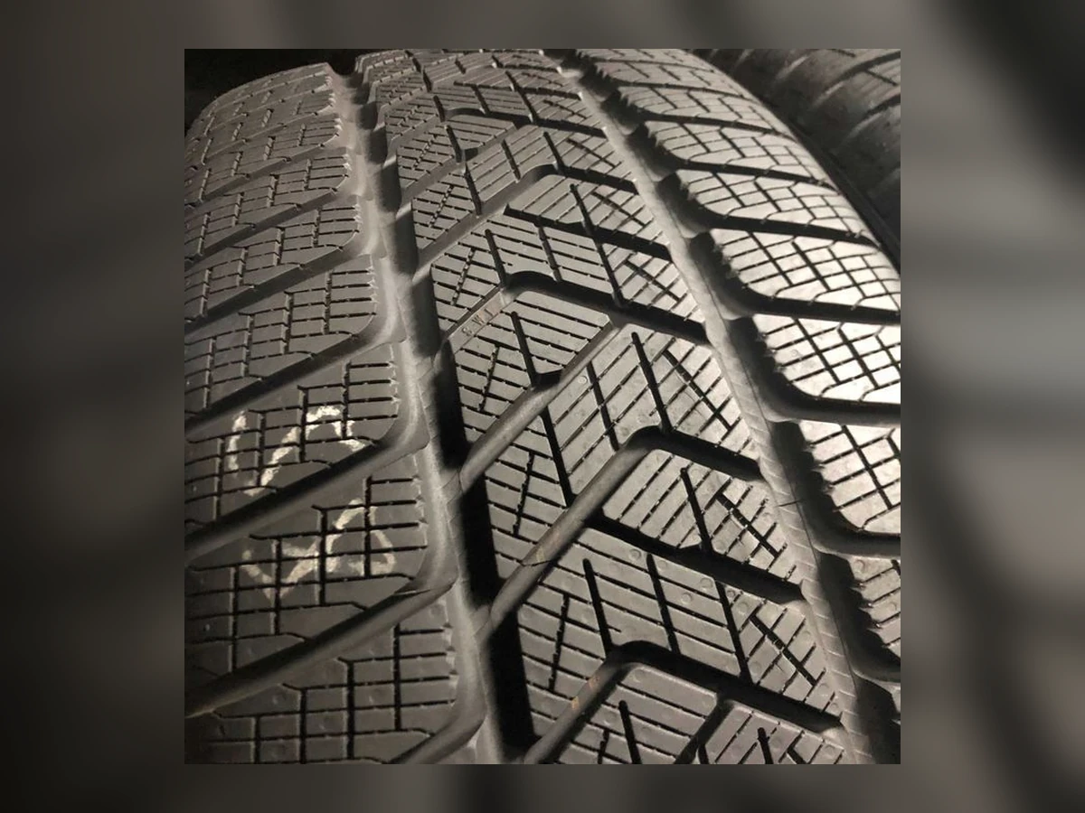 Pirelli — 255/55 R18 — Pirelli 255/55 R18 Зима (липучка) 4 шт (Комплект) — 4.5