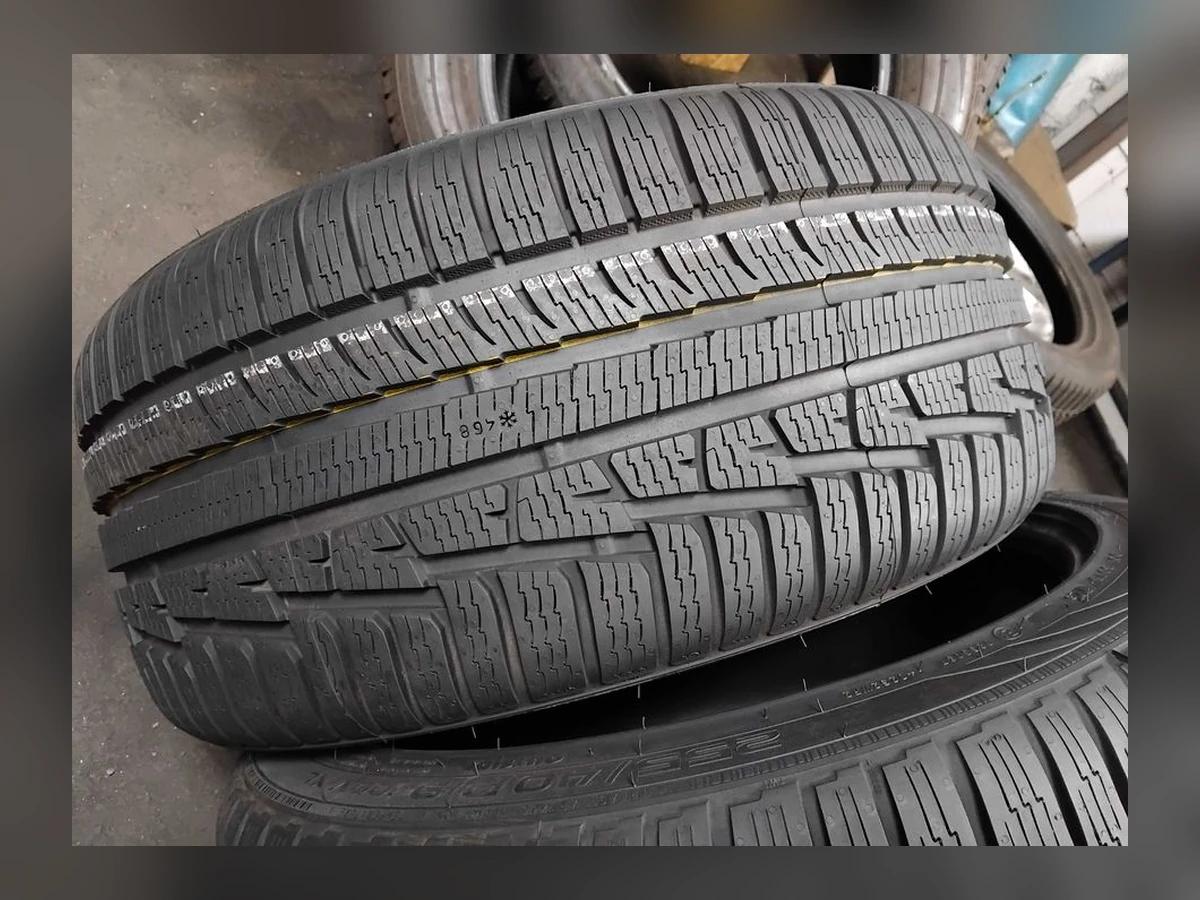 Nokian — 255/40 R19 — Nokian 255/40 R19 Зима (липучка) 4 шт (Комплект) — 5.5