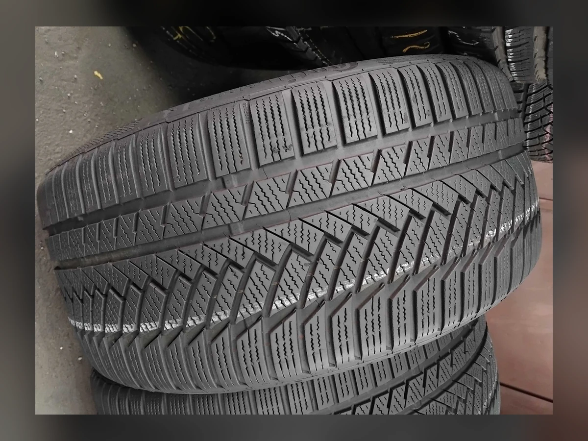Continental — 255/40 R19 — Continental 255/40 R19 Зима (липучка) 4 шт (Комплект) — 5.5