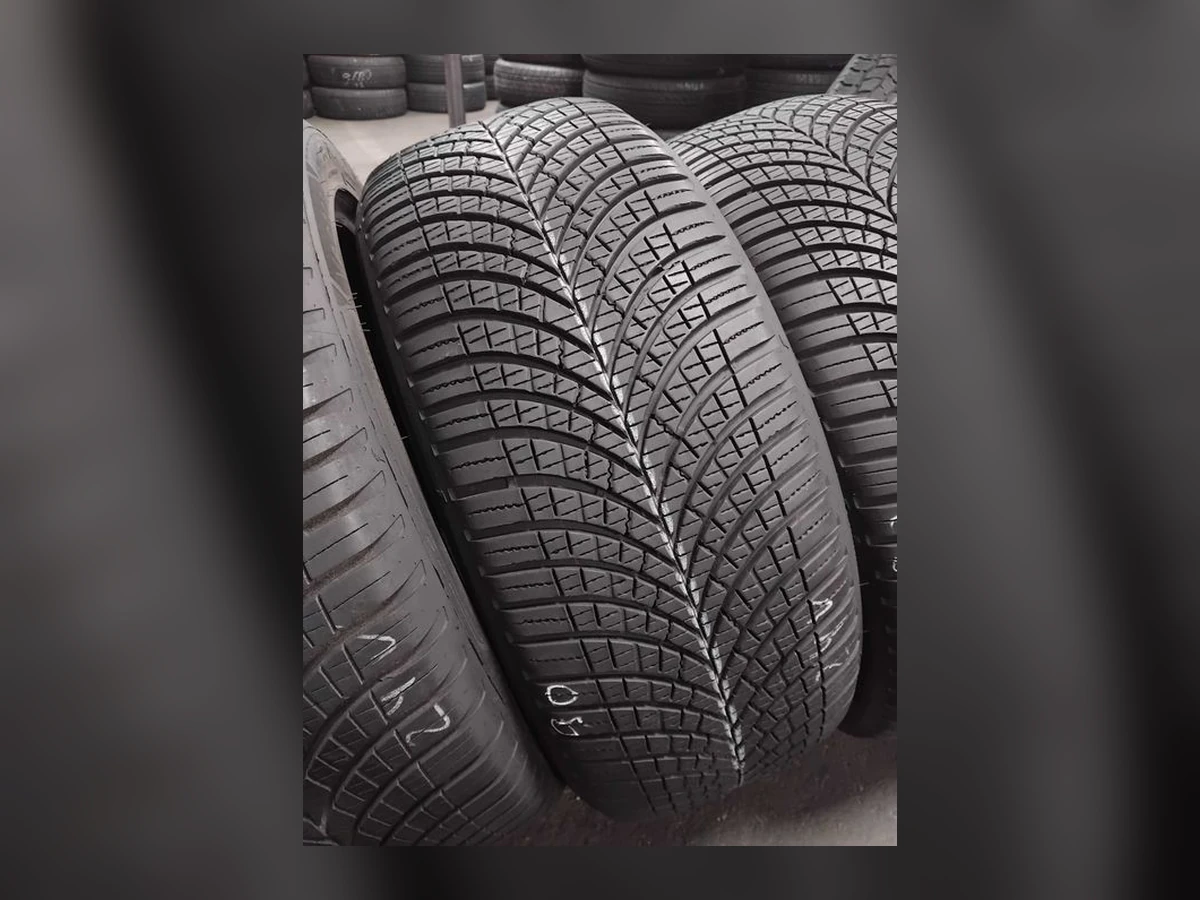 Goodyear — 245/45 R19 — Goodyear 245/45 R19 Всесезонка 4 шт (Комплект) — 7.5