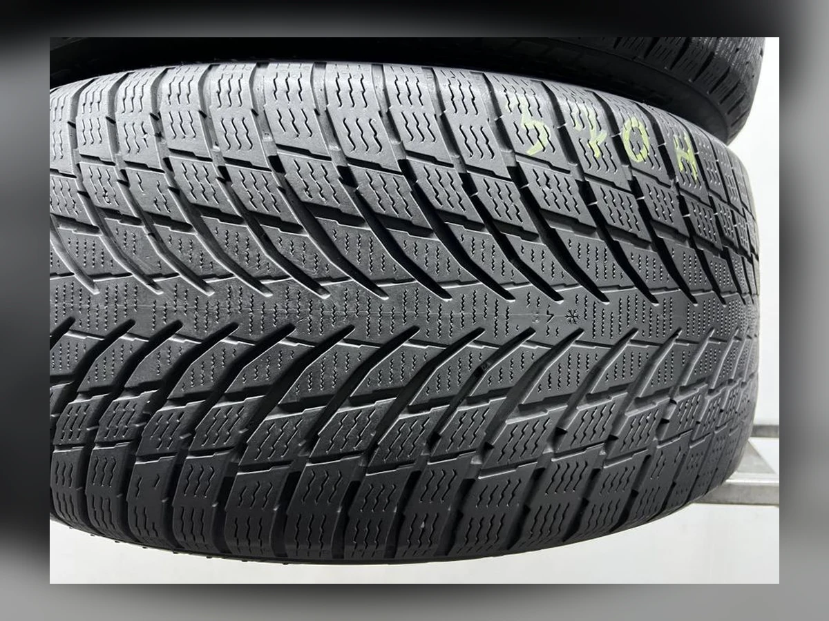 Nokian — 235/45 R18 — Nokian 235/45 R18 Зима (липучка) 2 шт (Пара) — 7.0