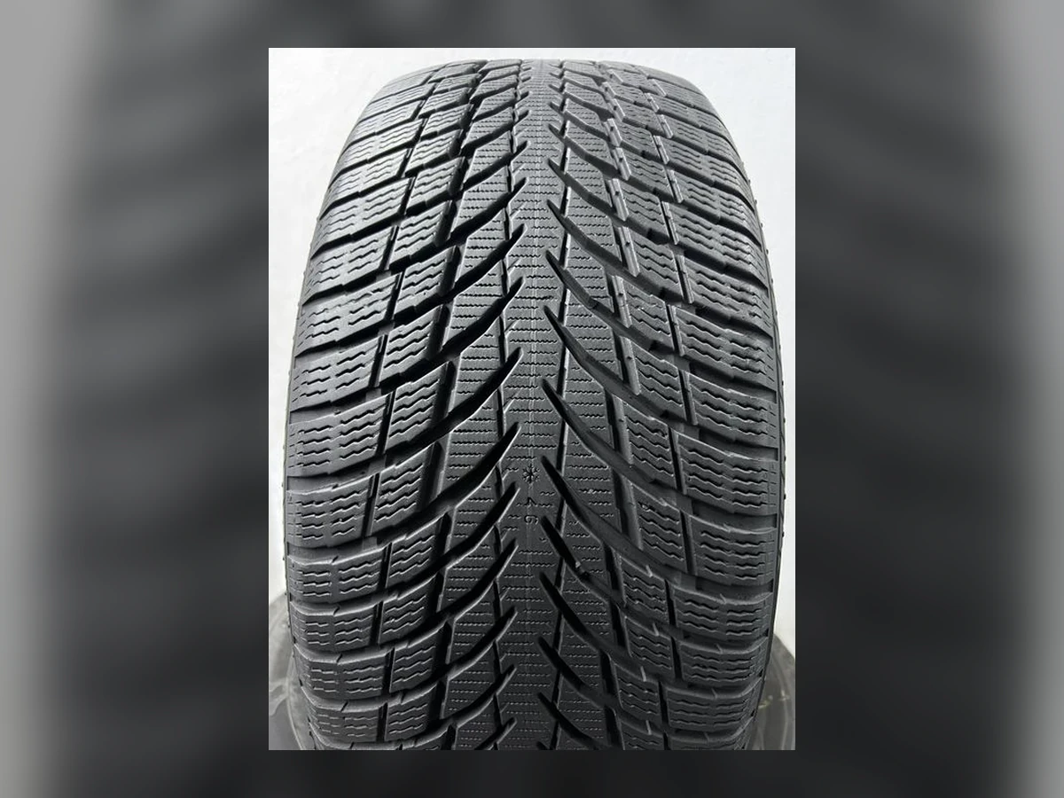 Nokian — 235/45 R18 — Nokian 235/45 R18 Зима (липучка) 2 шт (Пара) — 7.0