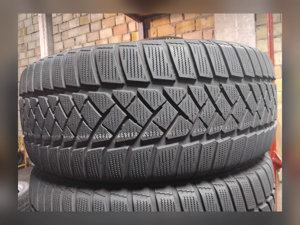 Dunlop — 235/50 R18 — Dunlop 235/50 R18 Зима (липучка) 4 шт (Комплект) — 5.5