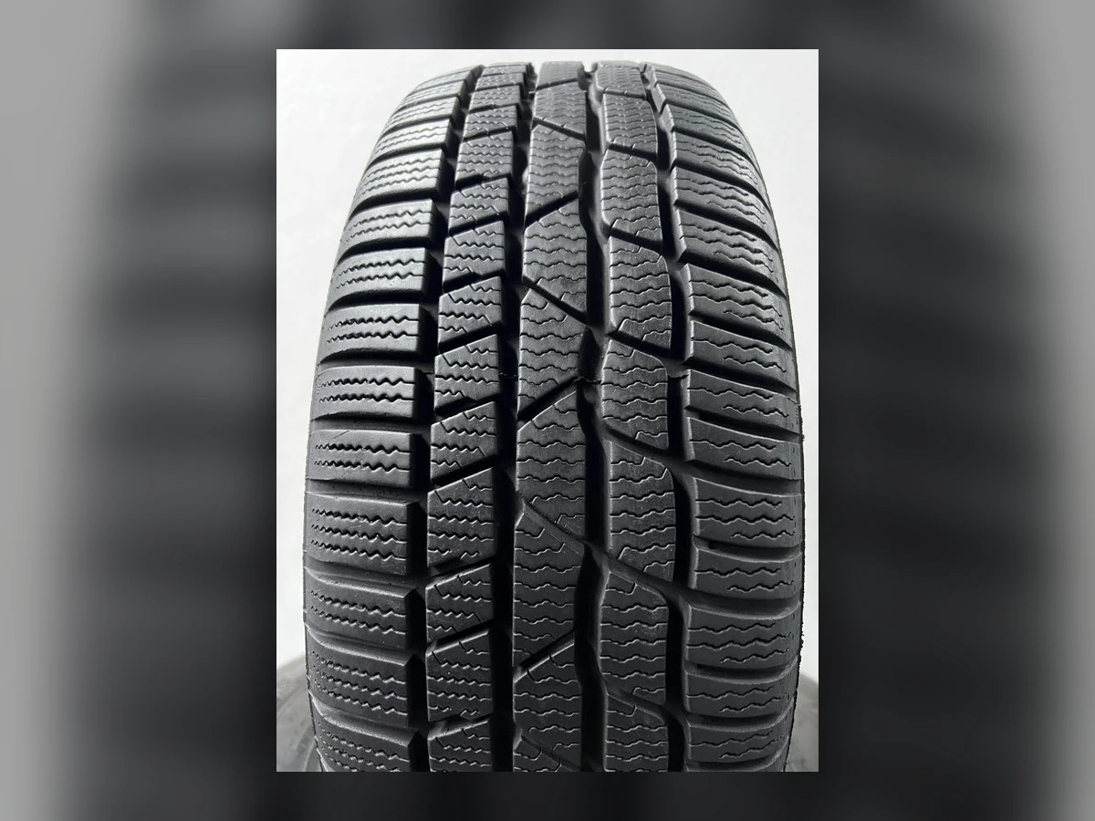Continental — 205/50 R17 — Continental 205/50 R17 Зима (липучка) 4 шт (Комплект) — 8.5+ (Новая)