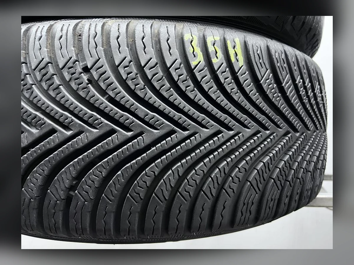 Michelin — 205/50 R17 — Michelin 205/50 R17 Зима (липучка) 2 шт (Пара) — 6.5