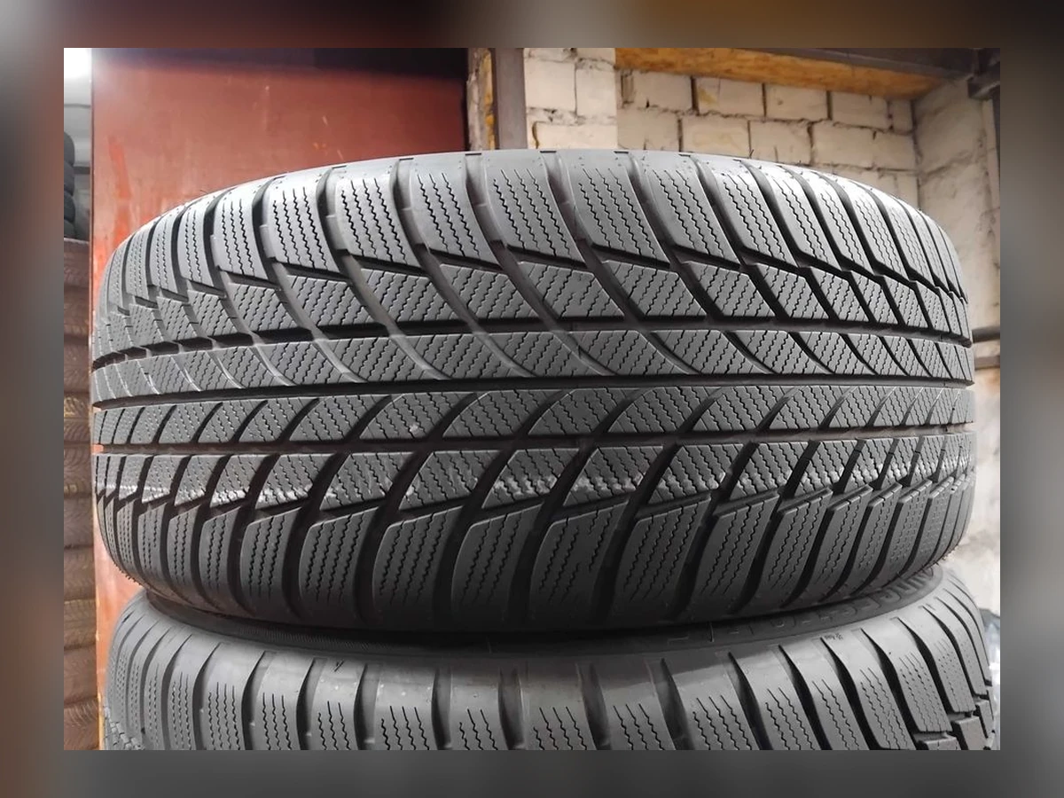 Bridgestone — 225/50 R18 — Bridgestone 225/50 R18 Зима (липучка) 4 шт (Комплект) — 5.5
