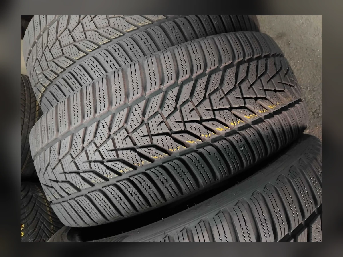 Hankook — 225/45 R18 — Hankook 225/45 R18 Зима (липучка) 4 шт (Комплект) — 5.5