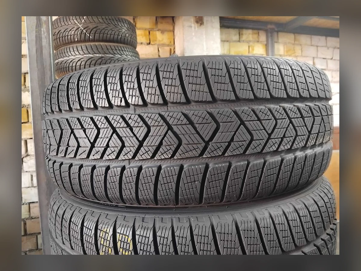 Pirelli — 235/60 R18 — Pirelli 235/60 R18 Зима (липучка) 4 шт (Комплект) — 5.5