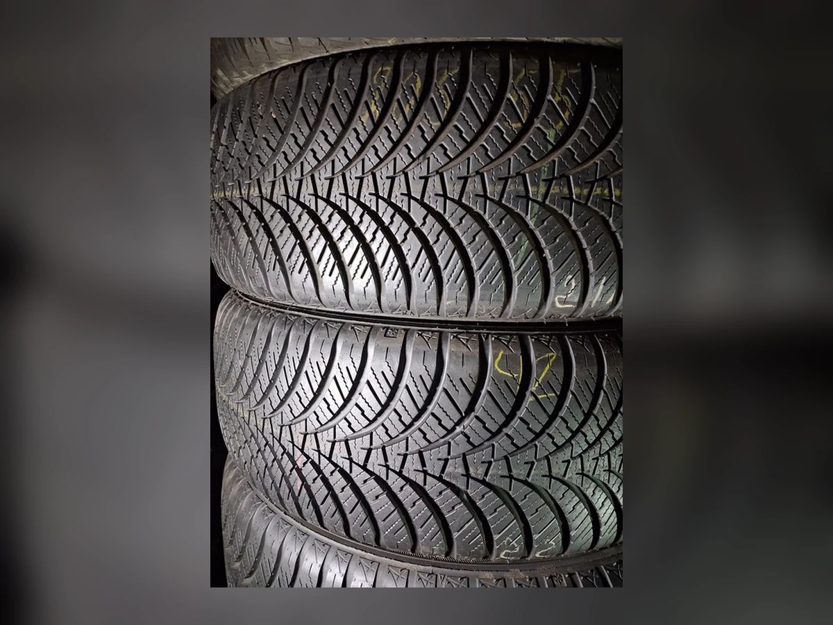 Michelin — 205/55 R17 — Michelin 205/55 R17 Всесезонка 4 шт (Комплект) — 6.5