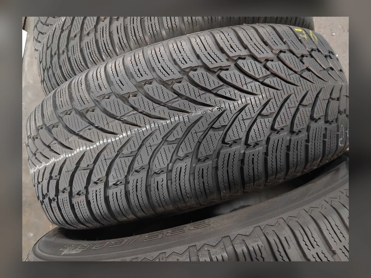 Nokian — 235/60 R18 — Nokian 235/60 R18 Зима (липучка) 4 шт (Комплект) — 5.5