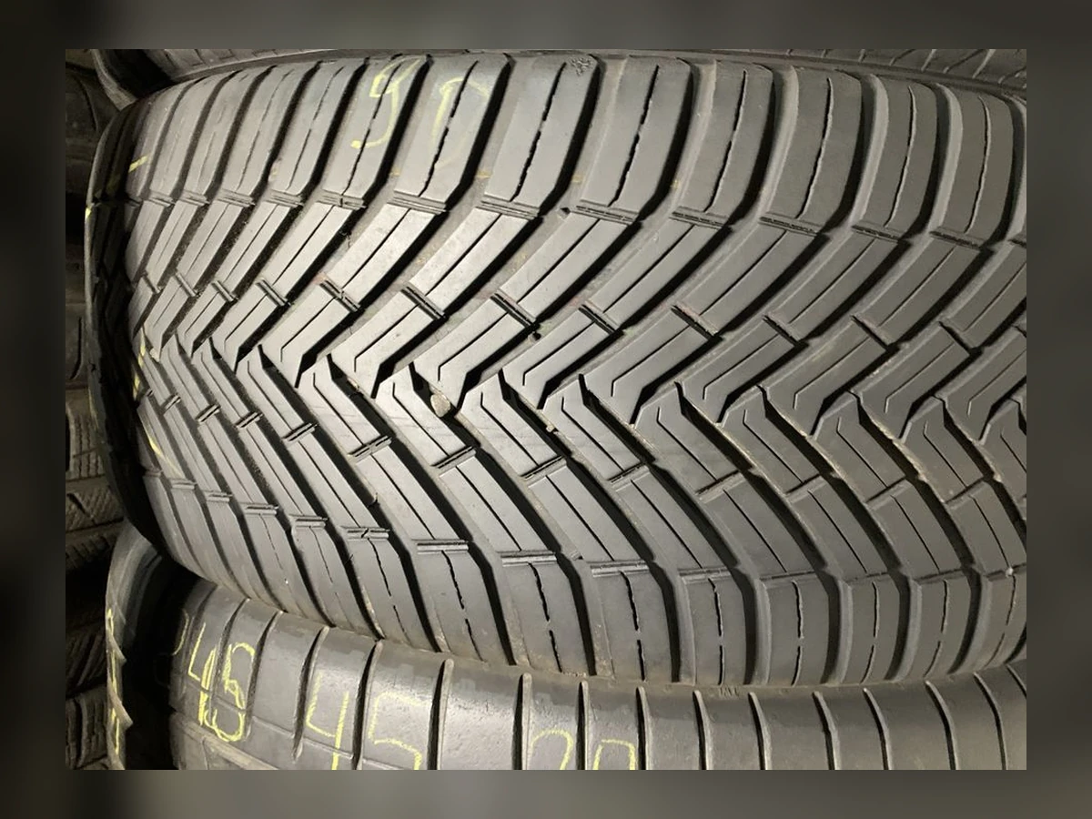 Continental — 245/45 R20 — Continental 245/45 R20 Всесезонка 4 шт (Комплект) — 7.5