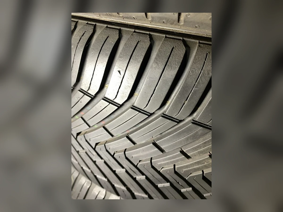 Continental — 245/45 R20 — Continental 245/45 R20 Всесезонка 4 шт (Комплект) — 7.5