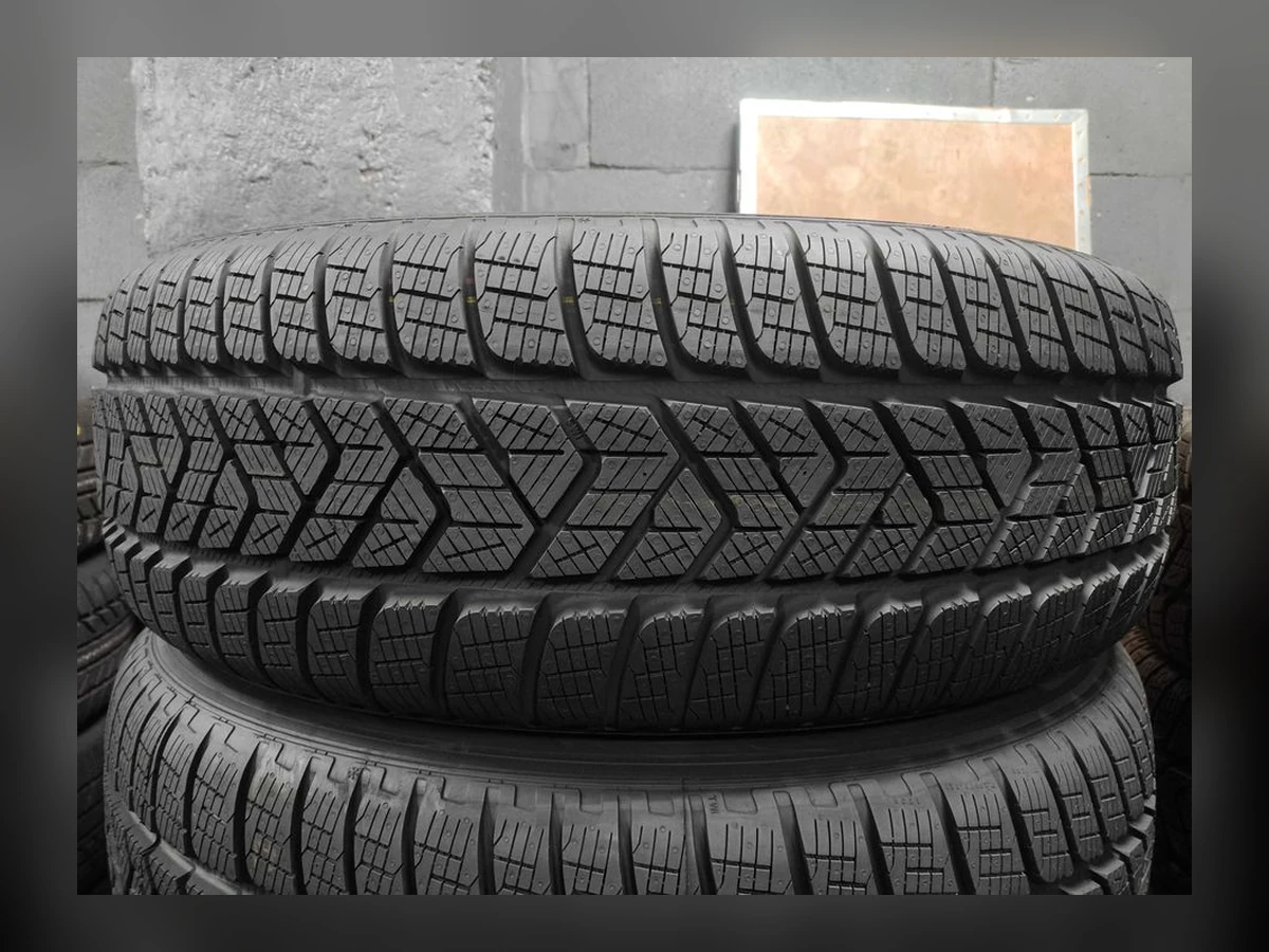 Pirelli — 215/65 R17 — Pirelli 215/65 R17 Зима (липучка) 4 шт (Комплект) — 8.0