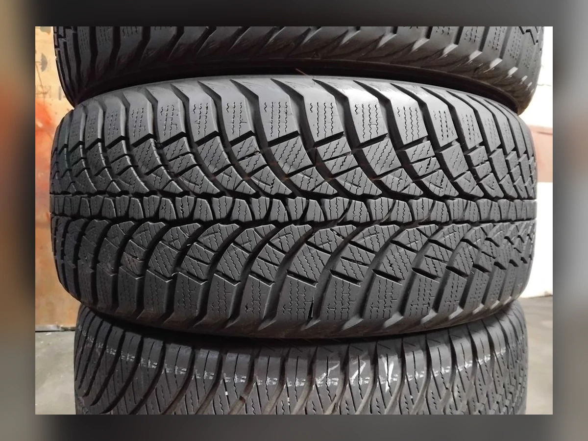 Kumho — 215/50 R17 — Kumho 215/50 R17 Зима (липучка) 4 шт (Комплект) — 5.5