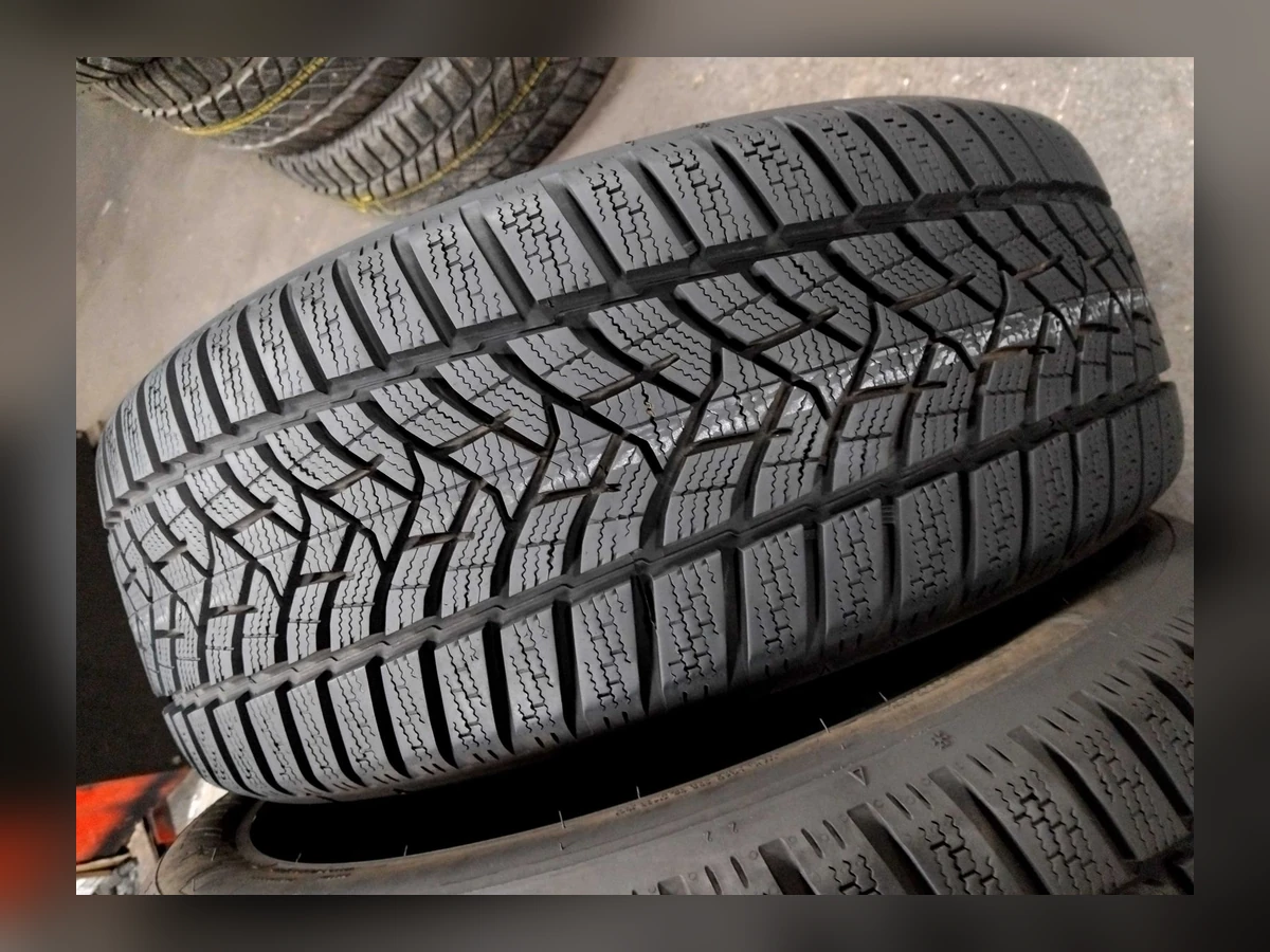 Dunlop — 205/50 R17 — Dunlop 205/50 R17 Зима (липучка) 4 шт (Комплект) — 5.5