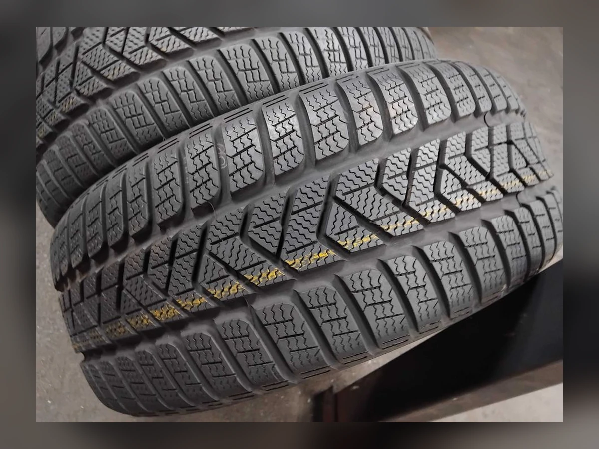 Pirelli — 225/45 R18 — Pirelli 225/45 R18 Зима (липучка) 4 шт (Комплект) — 5.5