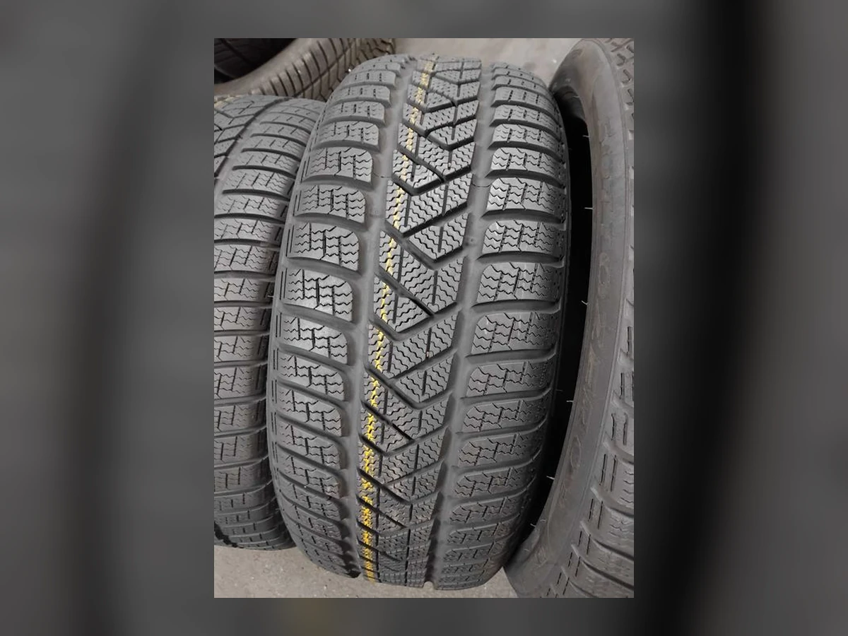 Pirelli — 225/45 R18 — Pirelli 225/45 R18 Зима (липучка) 4 шт (Комплект) — 5.5