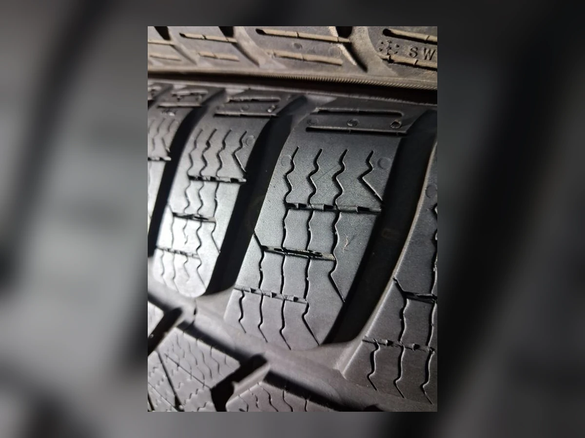 Pirelli — 225/45 R18 — Pirelli 225/45 R18 Зима (липучка) 4 шт (Комплект) — 5.5