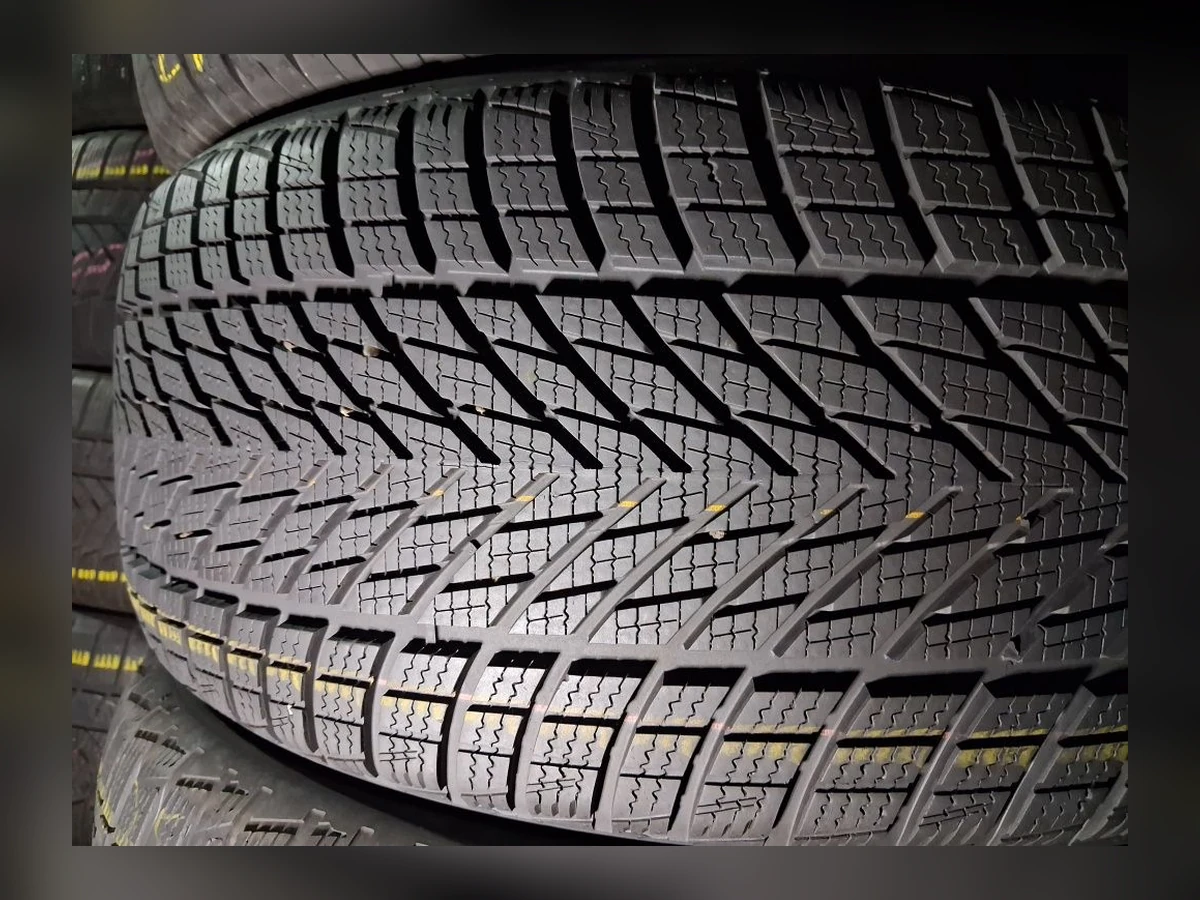 Michelin — 255/45 R20 — Michelin 255/45 R20 Зима (липучка) 2 шт (Пара) — 7.0