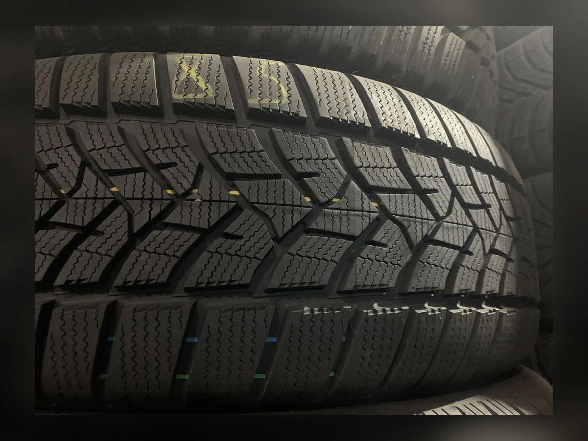 Dunlop — Dunlop 235/65 R17 — 235/65 R17