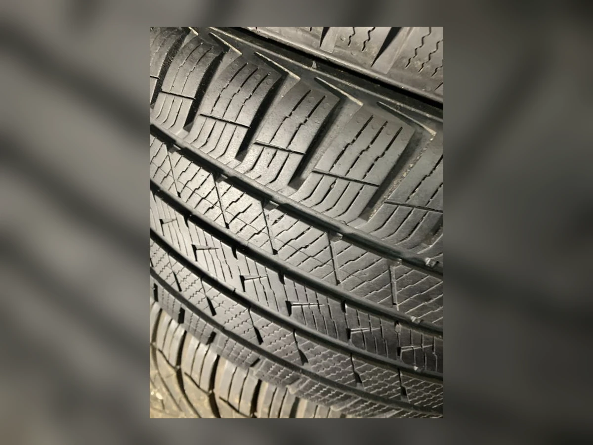 Vredestein — 235/40 R19 — Vredestein 235/40 R19 Всесезонка 4 шт (Комплект) — 7.0