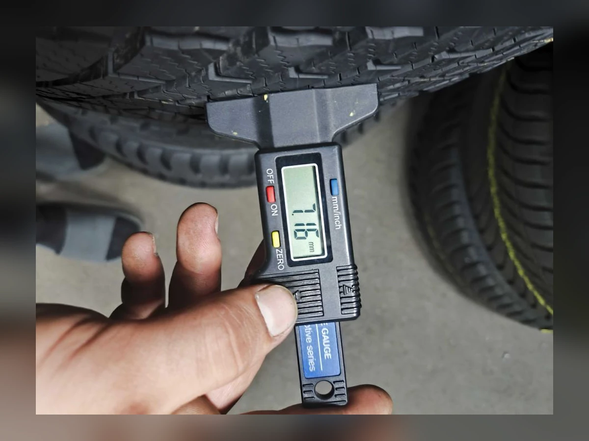 Bridgestone — 215/55 R17 — Bridgestone 215/55 R17 Зима (липучка) 2 шт (Пара) — 5.5
