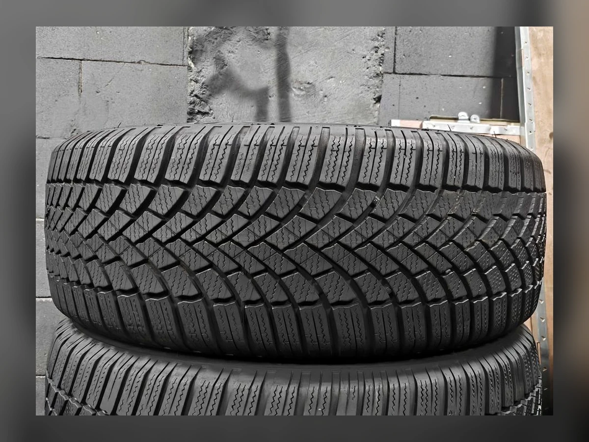 Bridgestone — 215/55 R17 — Bridgestone 215/55 R17 Зима (липучка) 2 шт (Пара) — 5.5