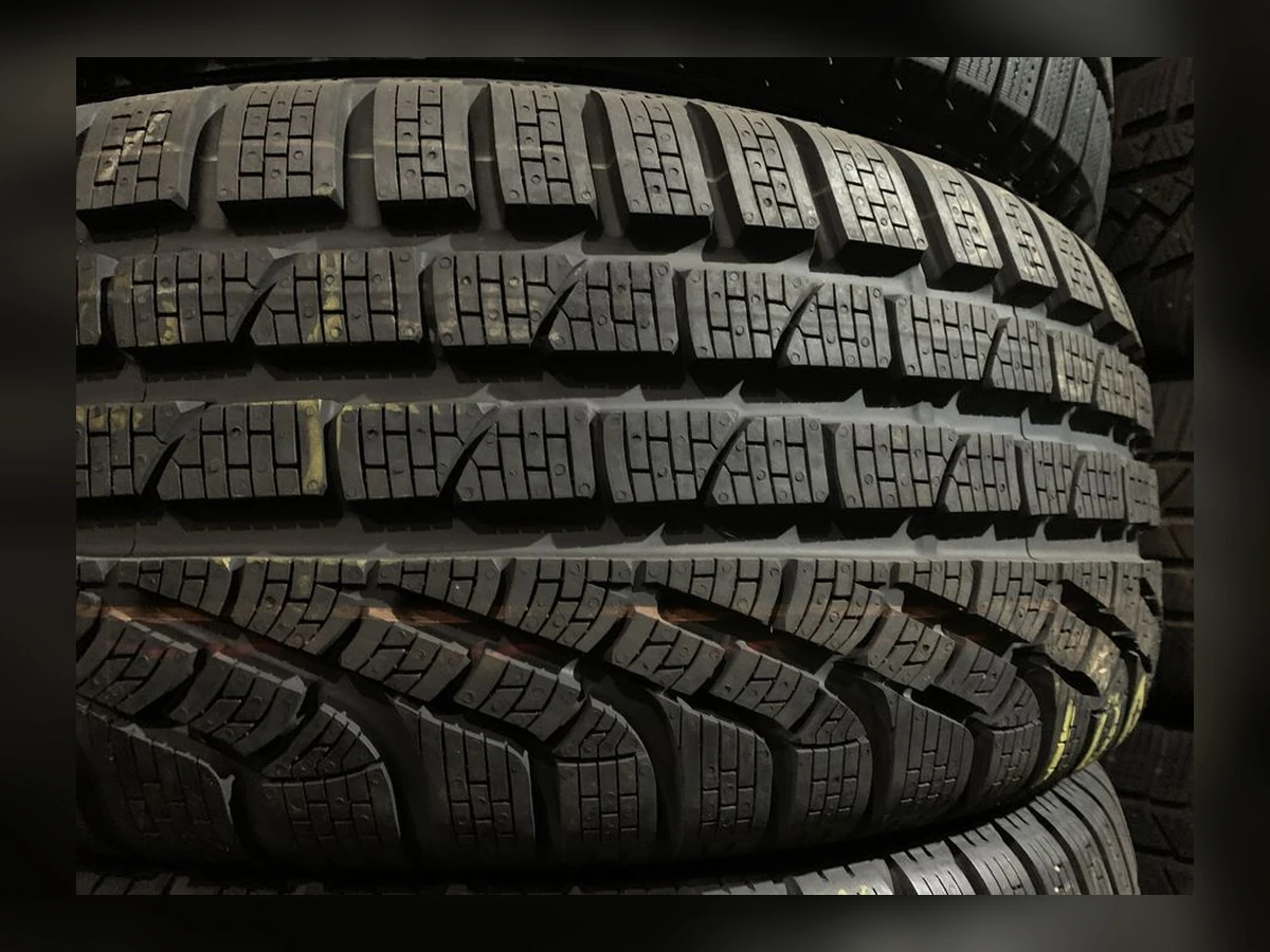 Pirelli — Pirelli 235/55 R17 — 235/55 R17