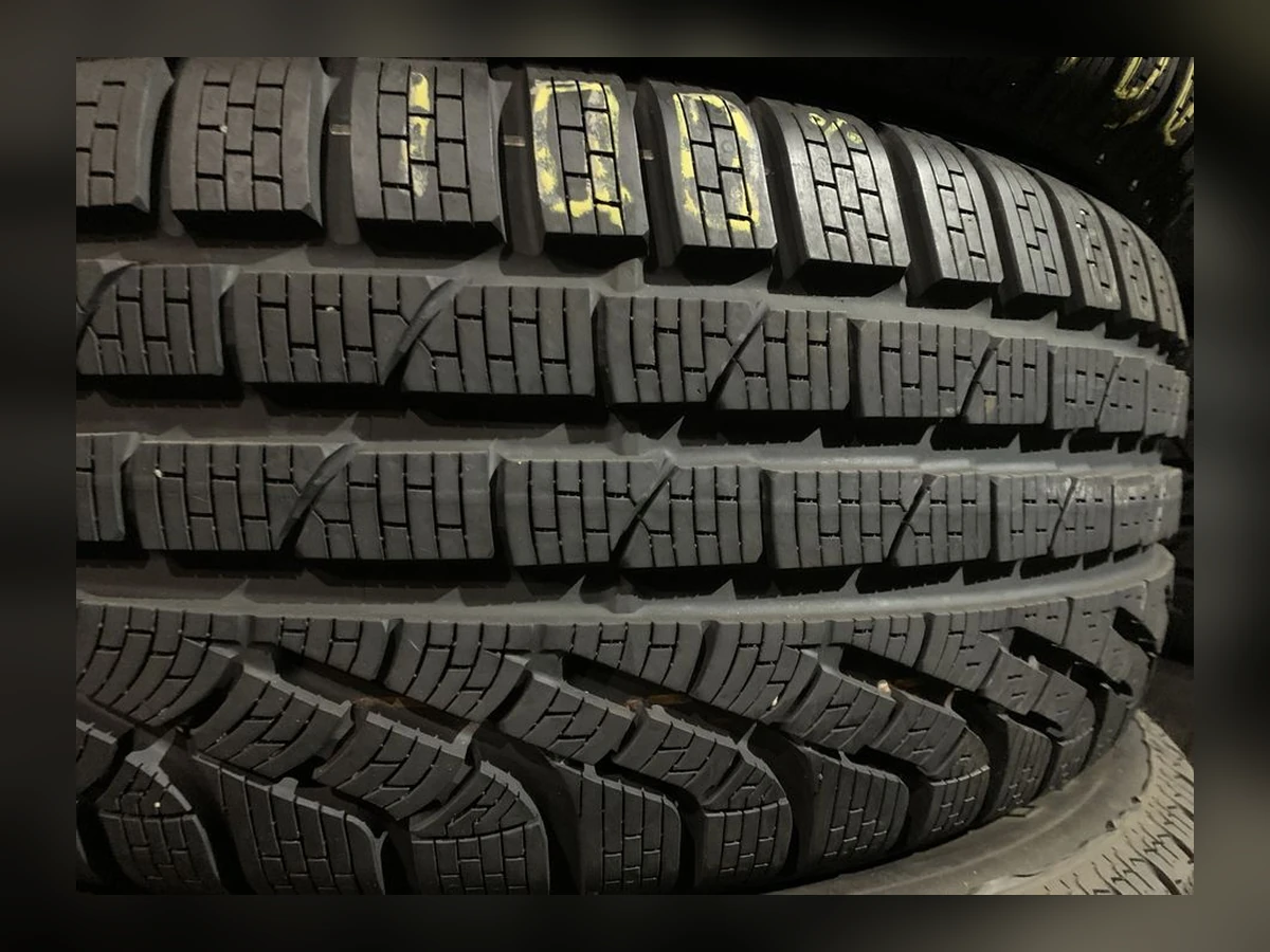 Pirelli — 235/55 R17 — Pirelli 235/55 R17 Зима (липучка) 2 шт (Пара) — 8.0