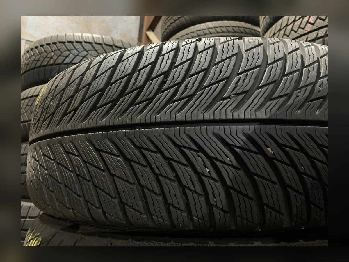 Michelin — Michelin 235/55 R17 — 235/55 R17