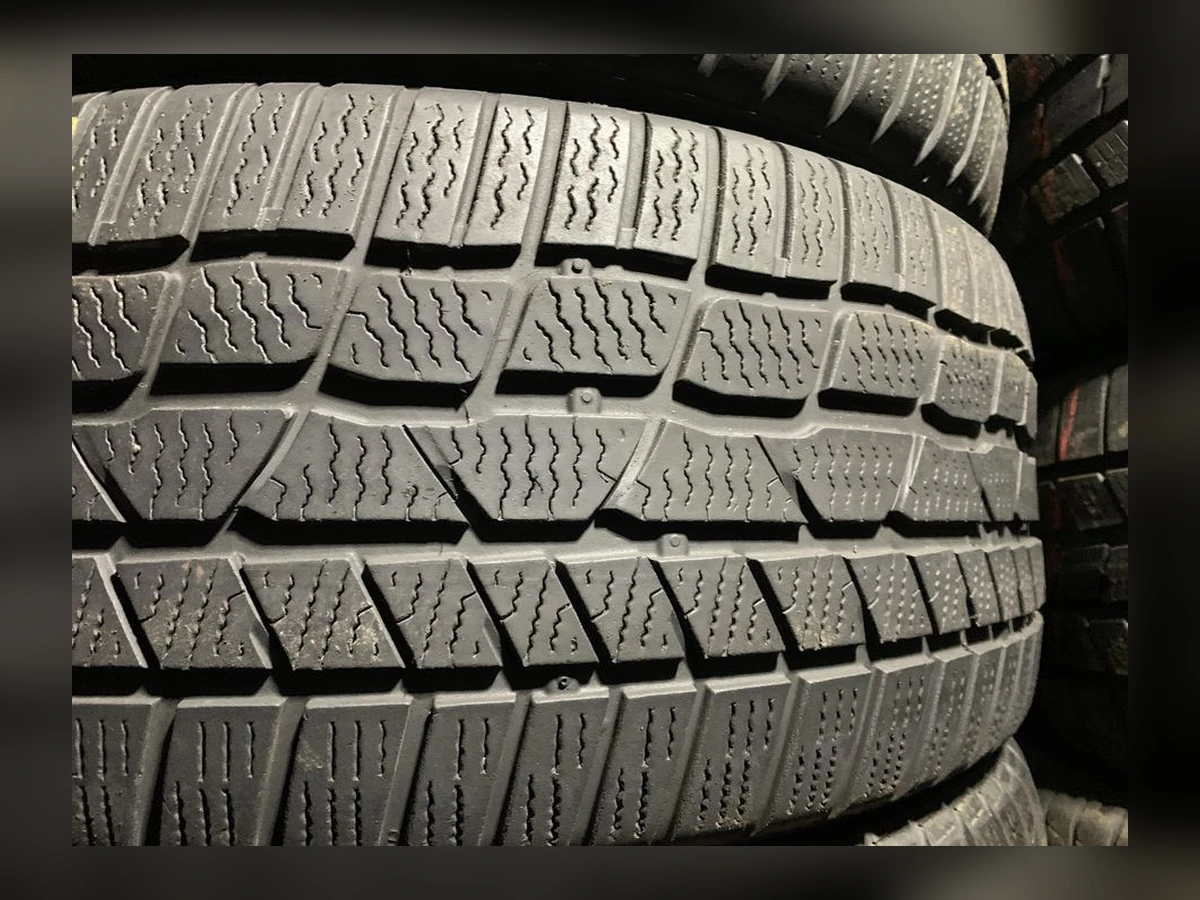 Continental — 215/60 R17 — Continental 215/60 R17 Зима (липучка) 4 шт (Комплект) — 6.5