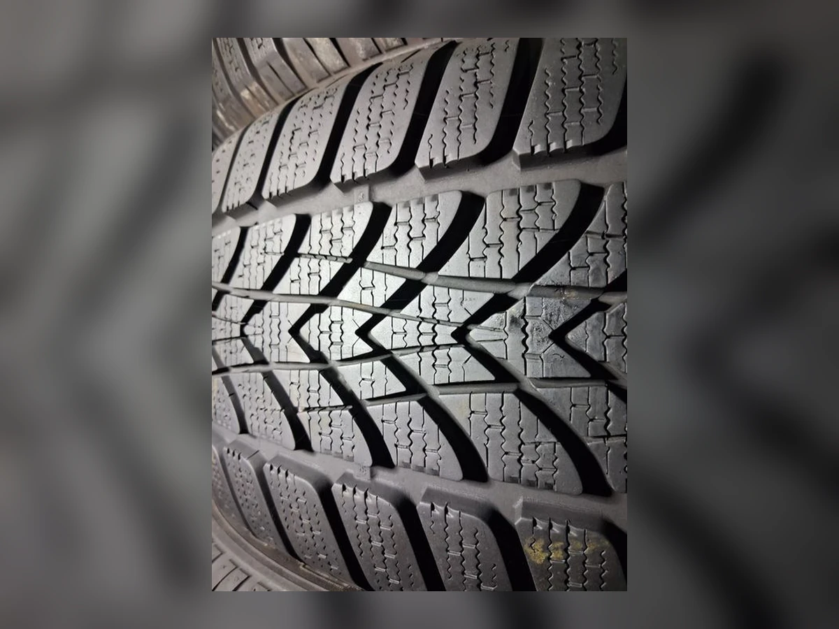 Dunlop — 205/55 R16 — Dunlop 205/55 R16 Зима (липучка) 4 шт (Комплект) — 6.0