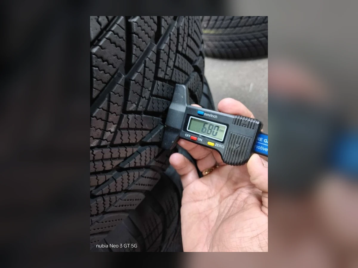 Bridgestone — 225/55 R17 — Bridgestone 225/55 R17 Зима (липучка) 2 шт (Пара) — 5.5