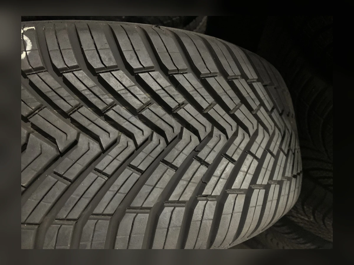 Continental — 205/55 R16 — Continental 205/55 R16 Всесезонка 4 шт (Комплект) — 6.5