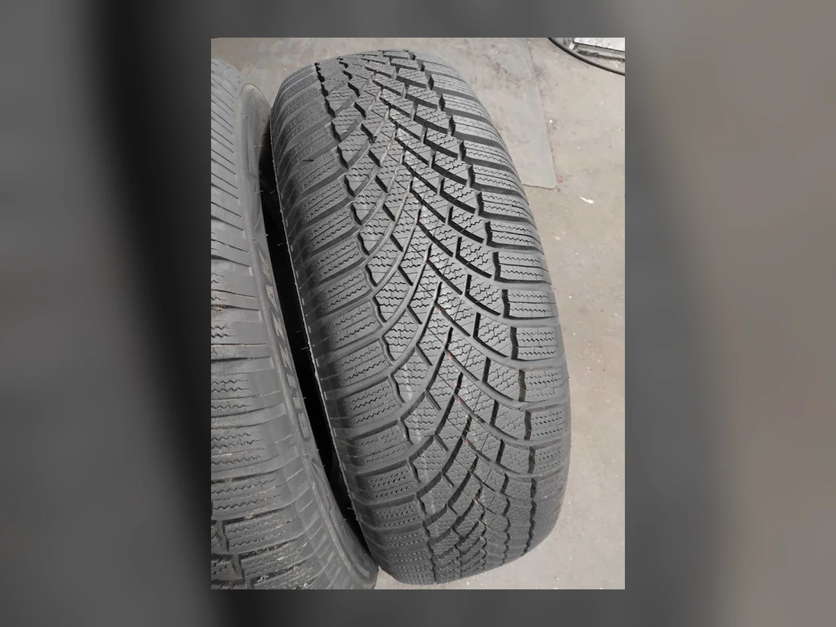 Bridgestone — 235/65 R17 — Bridgestone 235/65 R17 Зима (липучка) 4 шт (Комплект) — 5.5