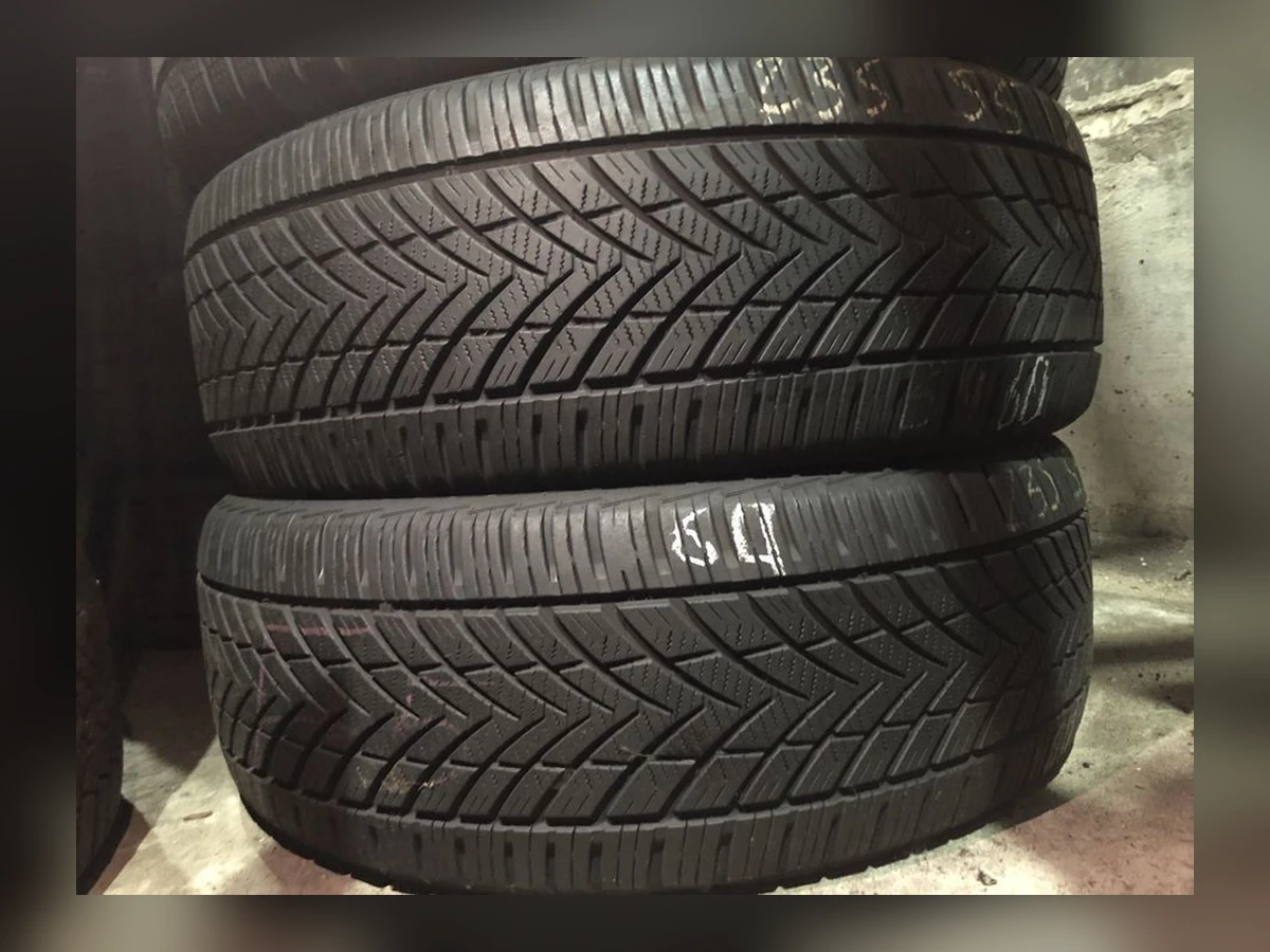 Toyo — 235/55 R18 — 235/55 R18 Зима (липучка) 4 шт (Комплект) — 7.5