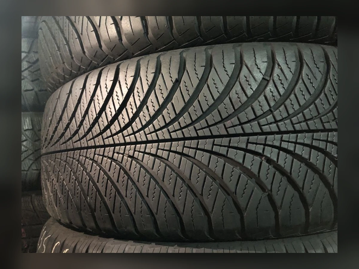 Michelin — 235/60 R18 — Michelin 235/60 R18 Всесезонка 4 шт (Комплект) — 4.0