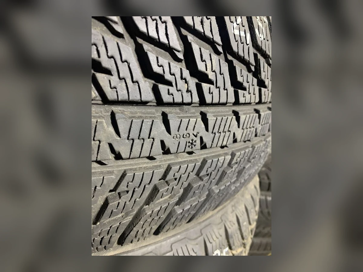 Nokian — 235/60 R18 — Nokian 235/60 R18 Зима (липучка) 4 шт (Комплект) — 6.5
