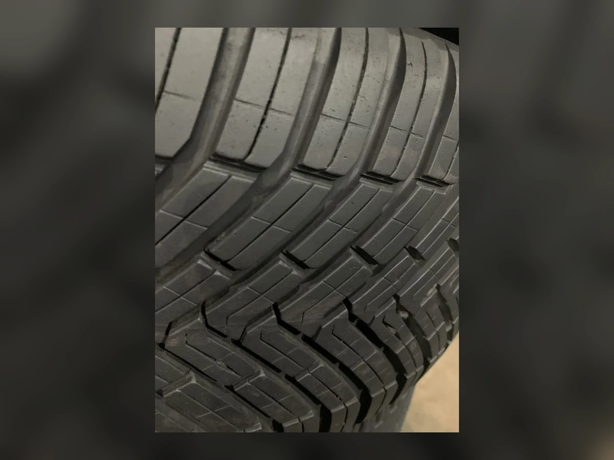 Continental — 245/45 R18 — Continental 245/45 R18 Всесезонка 4 шт (Комплект) — 7.5